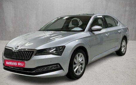 Skoda Superb III рестайлинг, 2022 год, 2 772 000 рублей, 3 фотография