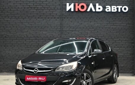 Opel Astra J, 2013 год, 930 000 рублей, 1 фотография