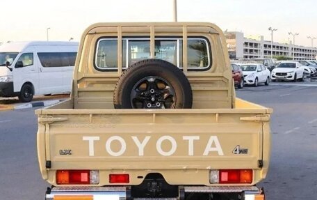 Toyota Land Cruiser 70, 2026 год, 8 325 000 рублей, 4 фотография