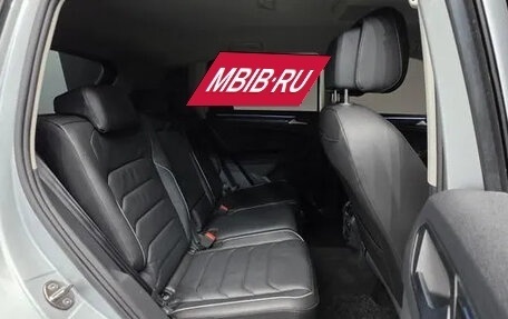 Volkswagen Tiguan II, 2022 год, 3 138 000 рублей, 6 фотография