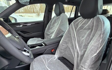 Volkswagen Tiguan, 2025 год, 4 800 000 рублей, 11 фотография