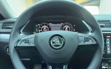 Skoda Superb III рестайлинг, 2022 год, 2 076 852 рублей, 9 фотография