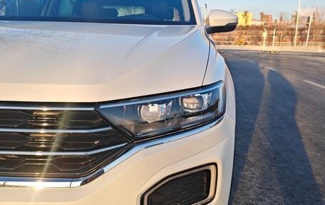 Volkswagen T-Roc I, 2023 год, 1 756 007 рублей, 4 фотография