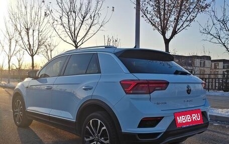 Volkswagen T-Roc I, 2023 год, 1 756 007 рублей, 5 фотография