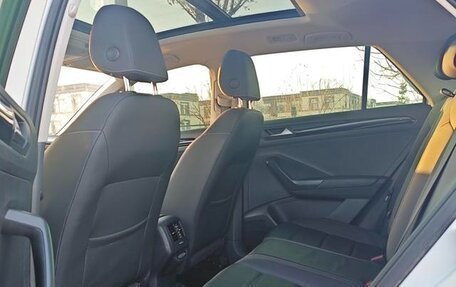 Volkswagen T-Roc I, 2023 год, 1 756 007 рублей, 19 фотография