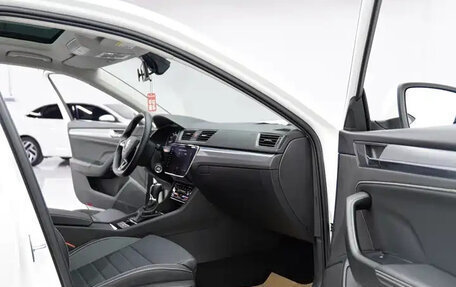 Skoda Superb III рестайлинг, 2021 год, 2 034 852 рублей, 16 фотография