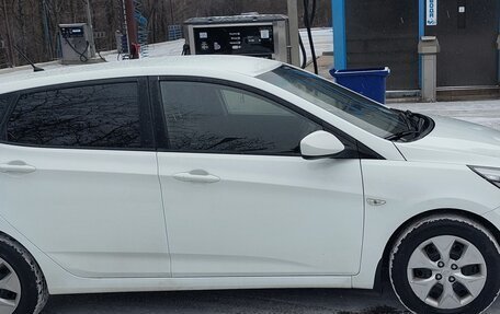 Hyundai Solaris II рестайлинг, 2014 год, 1 200 000 рублей, 1 фотография