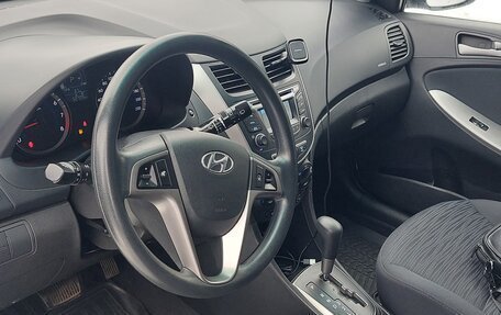 Hyundai Solaris II рестайлинг, 2014 год, 1 200 000 рублей, 11 фотография