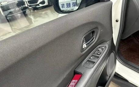 Honda Vezel, 2022 год, 1 410 888 рублей, 16 фотография