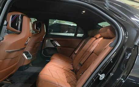 BMW 7 серия, 2024 год, 12 230 000 рублей, 14 фотография