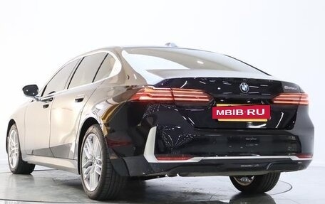 BMW 5 серия, 2025 год, 5 800 300 рублей, 5 фотография