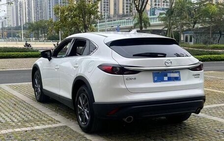 Mazda CX-4, 2021 год, 1 835 007 рублей, 4 фотография