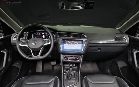 Volkswagen Tiguan II, 2022 год, 2 800 010 рублей, 5 фотография