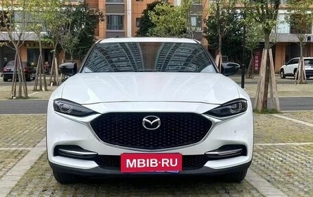 Mazda CX-4, 2021 год, 1 835 007 рублей, 2 фотография