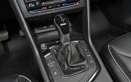 Volkswagen Tiguan II, 2022 год, 2 800 010 рублей, 8 фотография