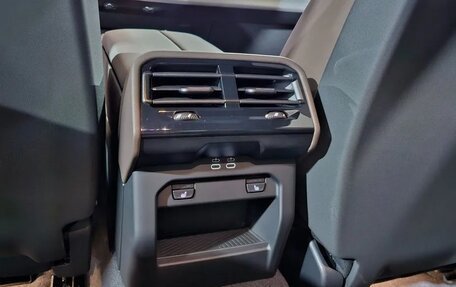 BMW 5 серия, 2025 год, 6 530 000 рублей, 15 фотография