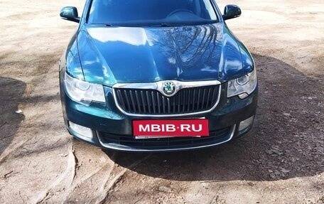 Skoda Superb III рестайлинг, 2011 год, 1 290 000 рублей, 1 фотография