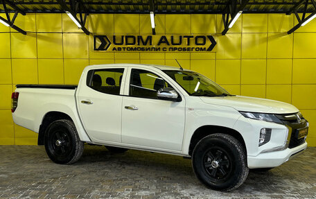 Mitsubishi L200 IV рестайлинг, 2021 год, 2 099 000 рублей, 3 фотография