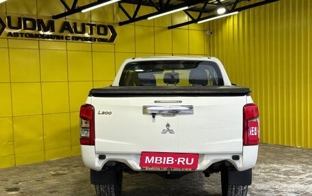 Mitsubishi L200 IV рестайлинг, 2021 год, 2 099 000 рублей, 6 фотография