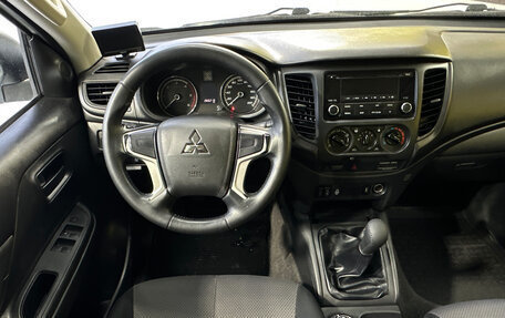 Mitsubishi L200 IV рестайлинг, 2021 год, 2 099 000 рублей, 17 фотография