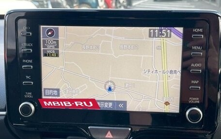 Toyota Yaris Cross, 2023 год, 1 720 000 рублей, 17 фотография