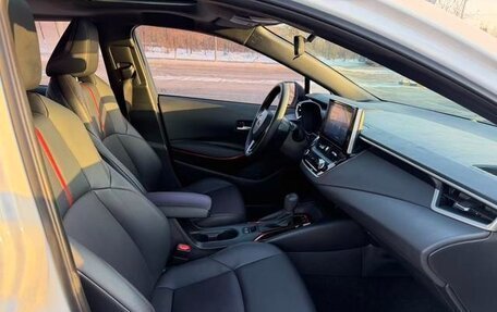 Toyota Corolla, 2022 год, 1 290 000 рублей, 9 фотография