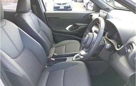 Toyota Yaris Cross, 2022 год, 1 650 000 рублей, 20 фотография