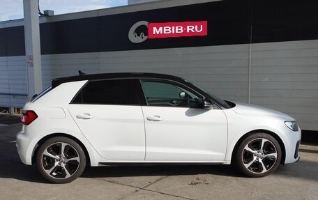 Audi A1, 2021 год, 1 520 000 рублей, 8 фотография