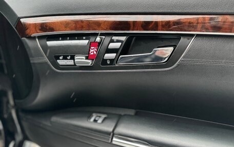 Mercedes-Benz S-Класс, 2006 год, 950 000 рублей, 25 фотография