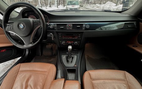 BMW 3 серия, 2010 год, 1 240 000 рублей, 9 фотография