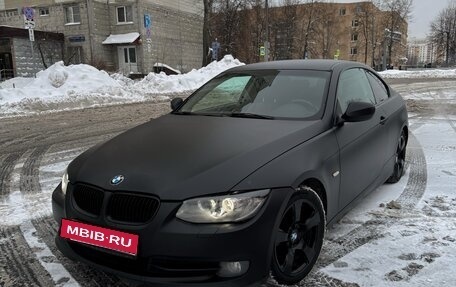 BMW 3 серия, 2010 год, 1 240 000 рублей, 2 фотография