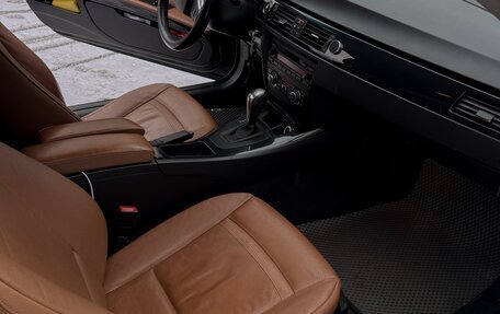 BMW 3 серия, 2010 год, 1 240 000 рублей, 12 фотография