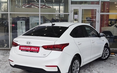 Hyundai Solaris II рестайлинг, 2018 год, 1 179 000 рублей, 2 фотография