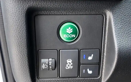 Honda Vezel, 2022 год, 1 390 003 рублей, 14 фотография