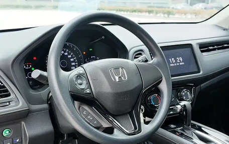 Honda Vezel, 2022 год, 1 390 003 рублей, 8 фотография