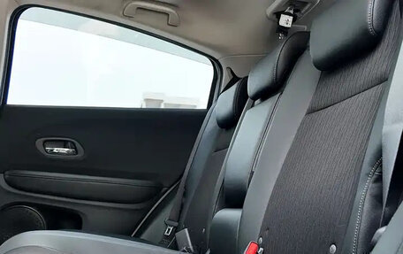 Honda Vezel, 2022 год, 1 390 003 рублей, 15 фотография