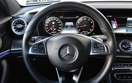 Mercedes-Benz E-Класс, 2017 год, 2 490 000 рублей, 6 фотография