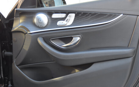 Mercedes-Benz E-Класс, 2017 год, 2 490 000 рублей, 25 фотография