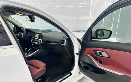 BMW 3 серия, 2022 год, 2 679 852 рублей, 12 фотография