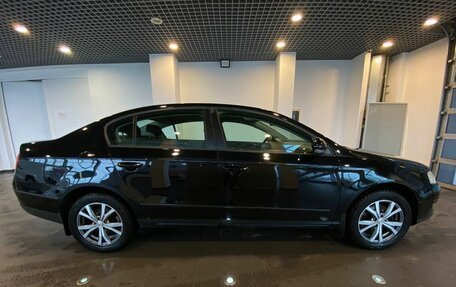 Volkswagen Passat B6, 2007 год, 487 000 рублей, 2 фотография