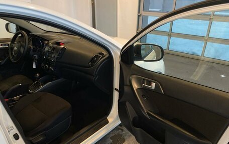 KIA Cerato III, 2010 год, 580 000 рублей, 22 фотография