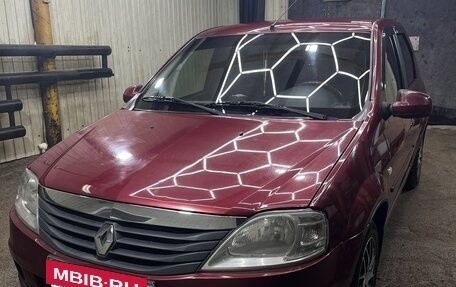 Renault Logan I, 2011 год, 650 000 рублей, 2 фотография