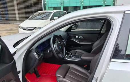 BMW 3 серия, 2022 год, 2 625 852 рублей, 8 фотография