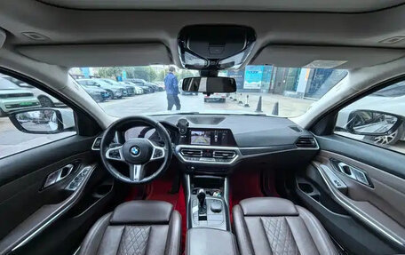 BMW 3 серия, 2022 год, 2 625 852 рублей, 7 фотография