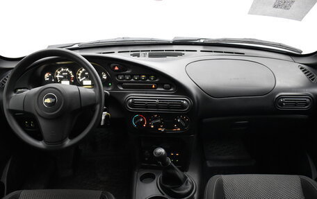 Chevrolet Niva I рестайлинг, 2017 год, 735 000 рублей, 5 фотография