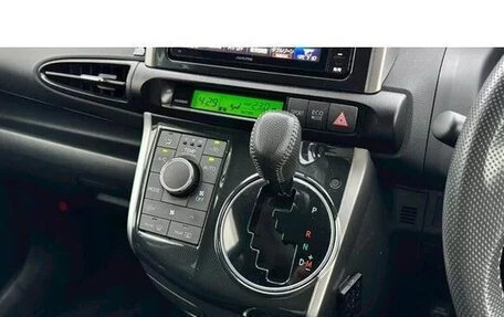 Toyota Wish II, 2013 год, 1 300 125 рублей, 24 фотография