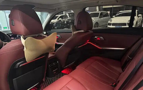 BMW 3 серия, 2022 год, 2 626 852 рублей, 13 фотография