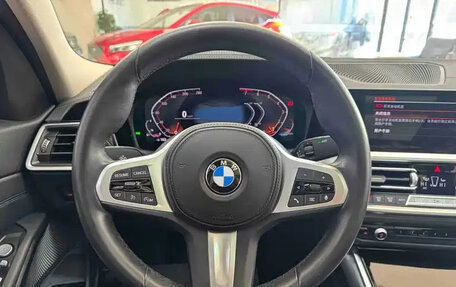 BMW 3 серия, 2022 год, 2 732 852 рублей, 13 фотография