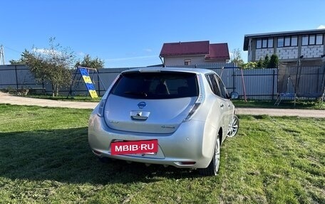 Nissan Leaf I, 2011 год, 1 050 000 рублей, 2 фотография