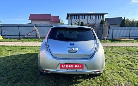 Nissan Leaf I, 2011 год, 1 050 000 рублей, 10 фотография